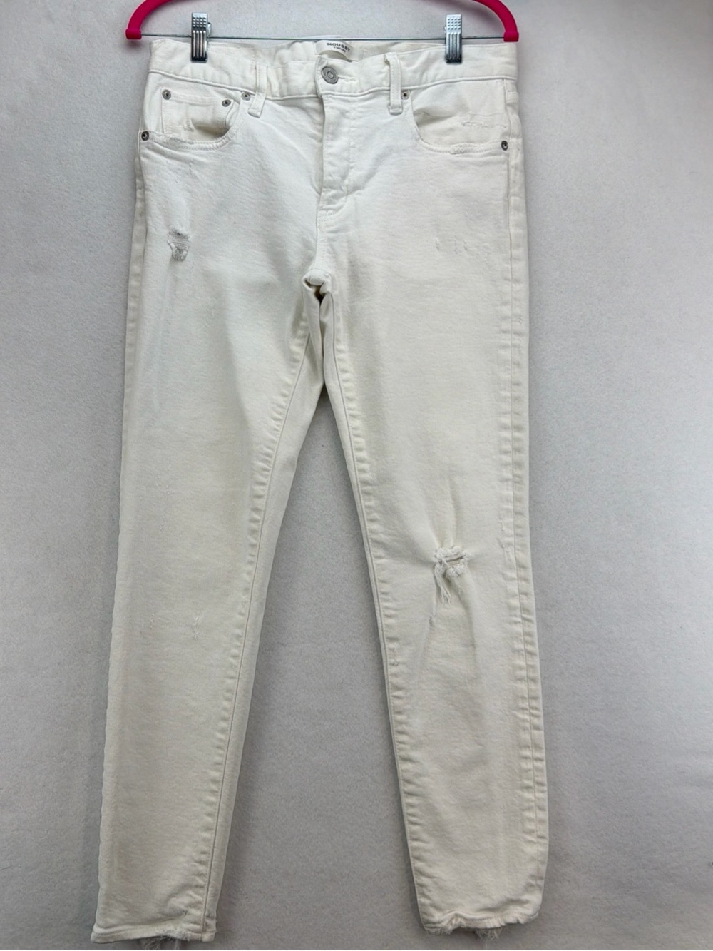 Moussy white Straight Leg Jeans with Light Distressing Sz 29 waist 32”